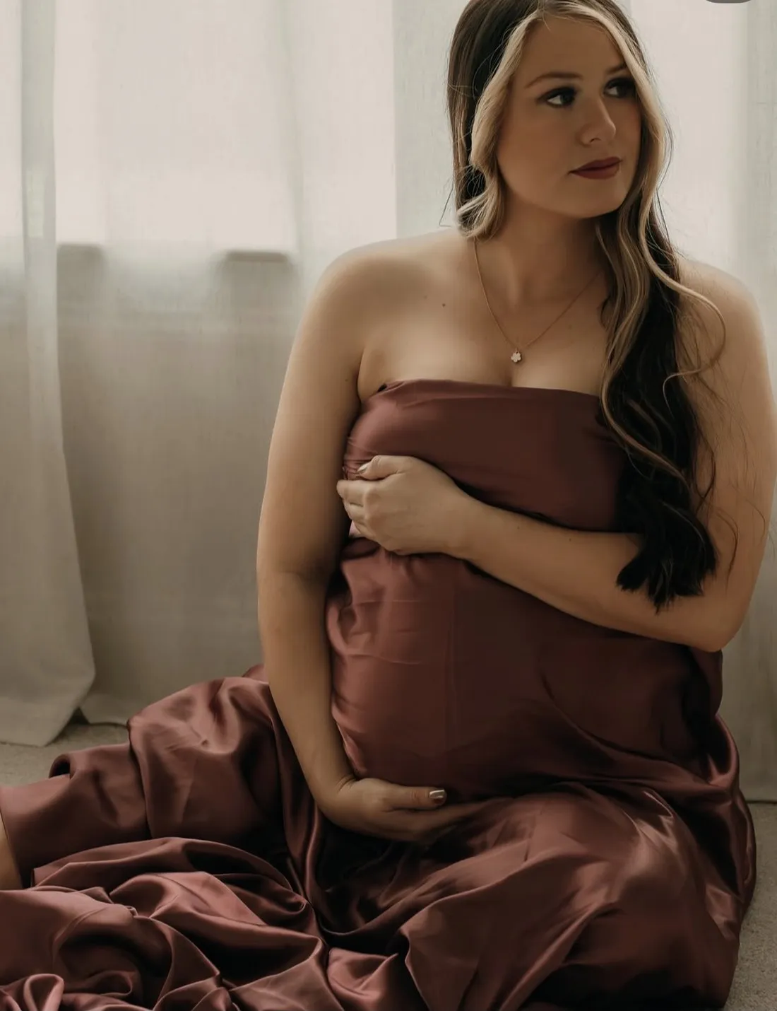 Maternity photography by Bre